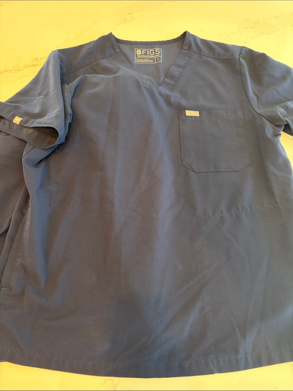 Figs Men's Large Technical Collection Scrub Set in Navy - Picture 4 of 16
